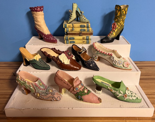Vintage ceramic collectable - 9,