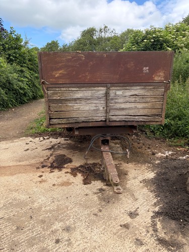 Ton petit tipping trailer - ton,