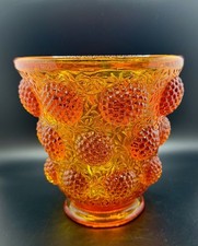 Verlys Fenton Vase Les