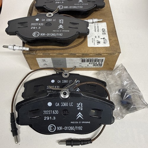 425453 front brake pad set - 425453,