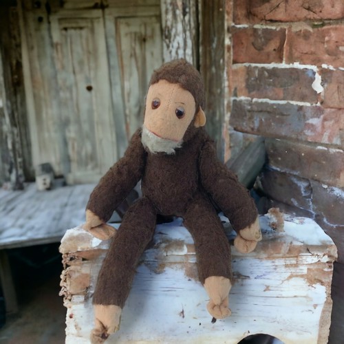 Monkey straw filled jointed - straw, on