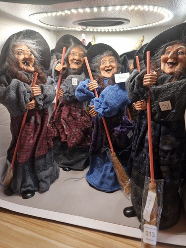 Scary witches tall - scary,