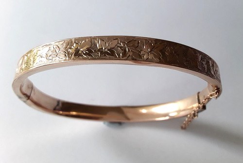 Victorian 9ct rose gold - rose, oval