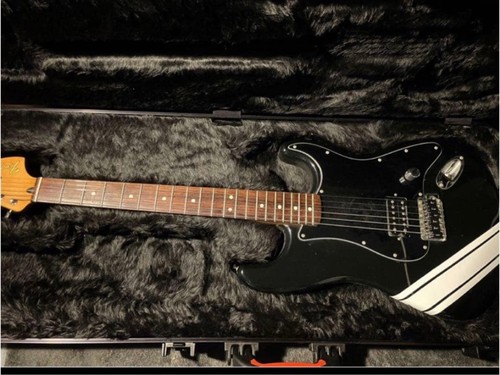 Fender tom delonge - tom,