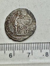 Trajan Roman Silver Denarius - DACIA on Shield - RIC 286 / RSC 451 (F366)