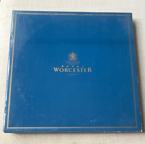Royal worcester pallisy - royal,