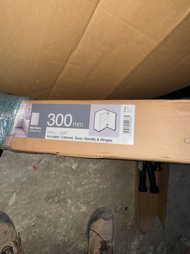 Wickes 300mm wall unit - unit, no