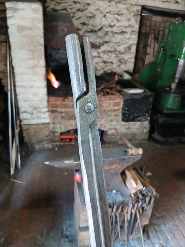 Blacksmiths hollow bit tongs - bit,