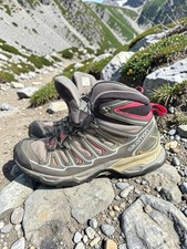 Salomon Hiking Boots Woman’s