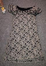 Layer Paris Frill Sleeve Dress