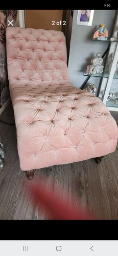 Pink tufted velvet chaise - velvet,