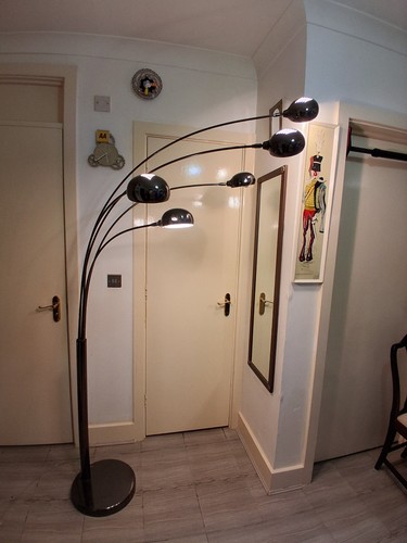 Tall light multi arm floor - multi-arm,