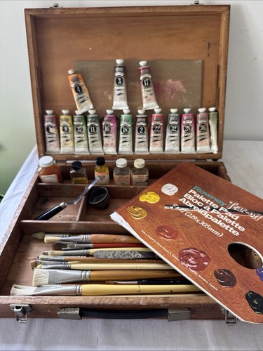 Winton oil paints - , wooden