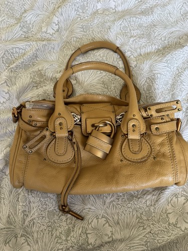 100 authentic chloe - 100%,