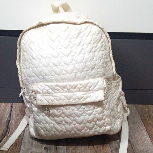White quilted hearts - f&f,