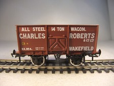 oo gauge Bachmann 37-425 16T Slope Sided Mineral Wagon Charles Roberts VGC Boxed