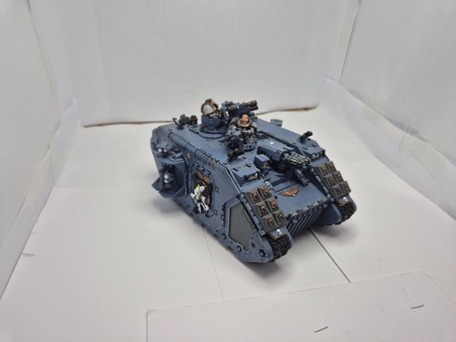 Space marine land raider - marine,