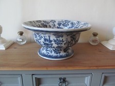 FABULOUS LARGE BLUE & WHITE