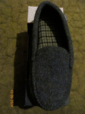TOTES MEN'S MOCCASIN SLIPPERS