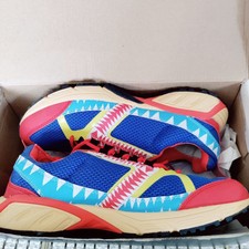 NIB $248 VOLTA athletic sneakers. Size 40 US 9