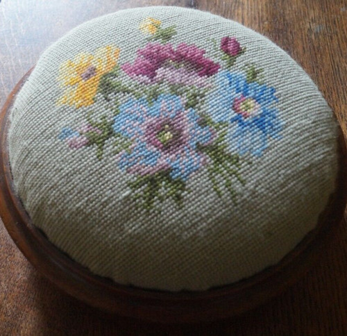 Victorian circular foot - ,