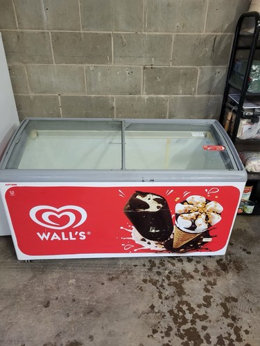 Walls chest freezer - walls,