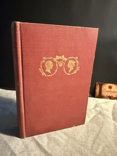 Vintage book victoria - vintage,