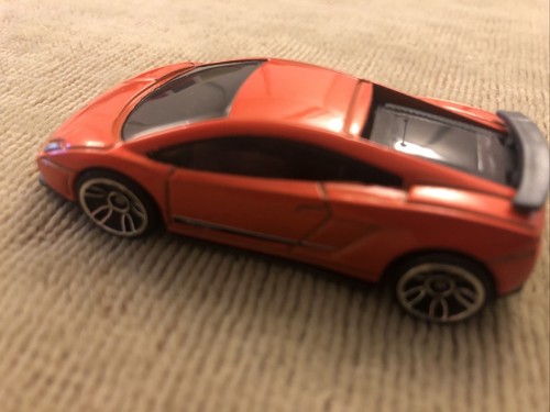 Hot wheels lamborghini - hot,