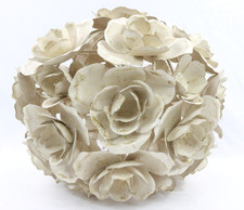Metal Pendant Flower Globe