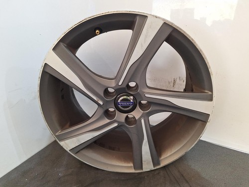 Volvo v40 design mk3 - d2,