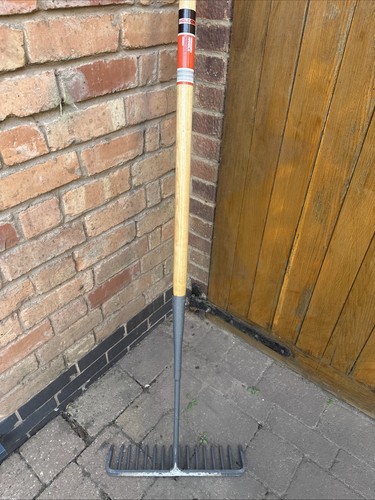 Holdon tarmac rake - tarmac,