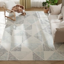 HOMCOM Non-Slip Large Rug for