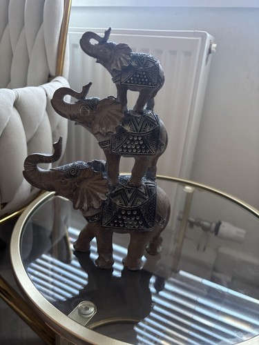 Three elephant statue - three,