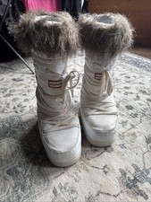 Hunter Women’s Winter Snow
