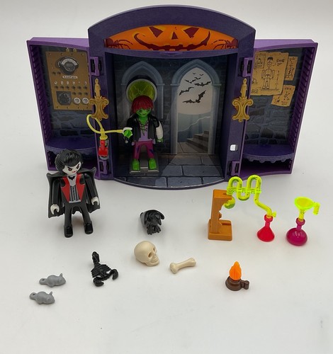 Playmobil haunted house 5368 - house,