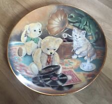 FRANKLIN MINT COLLECTIBLE PLATE “MUSIC HOUR” BY SUE WILLIS.