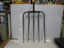 primitive  antique 5 tine hay