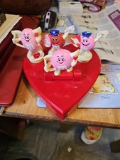 M&M's  Valentines Heart Shaped Box With 3 Toppers  Bundle  Vintage 1995