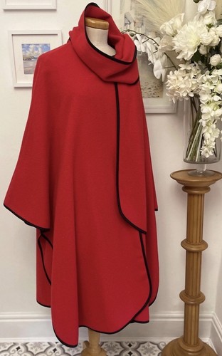 Vintage 1960s red - cape, &