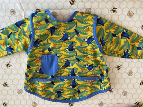 Parrot design close baby - design,