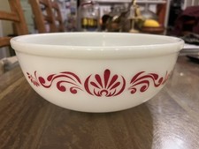 Vintage JAJ Pyrex Mixing Bowl