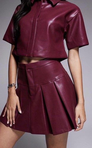 Burgundy pleated leather look - burgundy,
