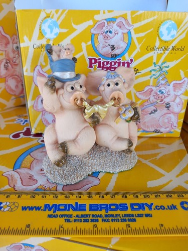Piggin hitched 1999 by - -,