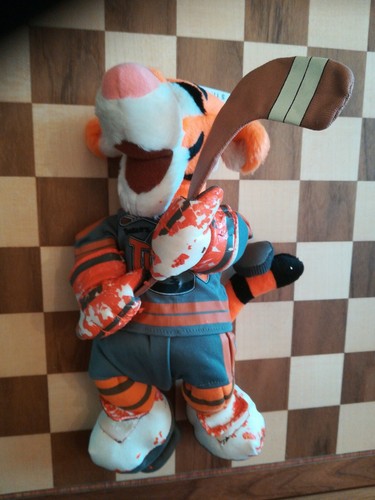 Hockey tigger winnie the - hockey,
