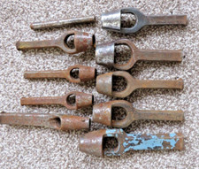 Wynn & Timmins Leatherworkers Hollow Wad Punch set of 10 WW2 RAF metal box