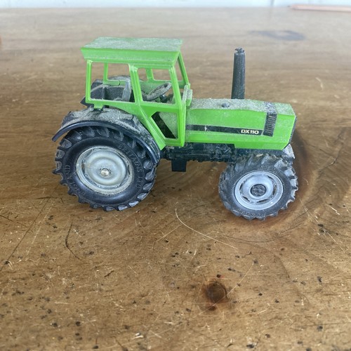 Britains scale deutz fahr - 1:32,