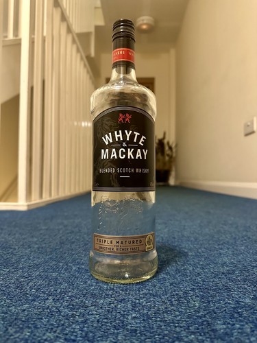 Empty whyte mackay blended - &,