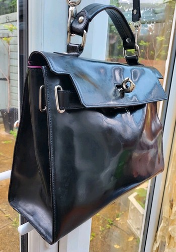 Hobbs black glossy genuine - black,