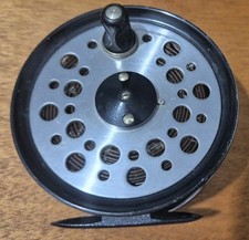 SUPERB J W YOUNG BEAUDEX 3.5" FLY REEL IN COLLECTORS CONDITION IT CORRECT POUCH