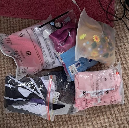 Wigs and costume bundle - wigs,